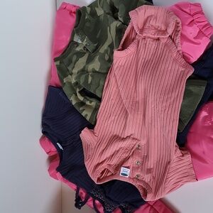 LOT of 5 Pieces of baby Clothes (18-24 Months)